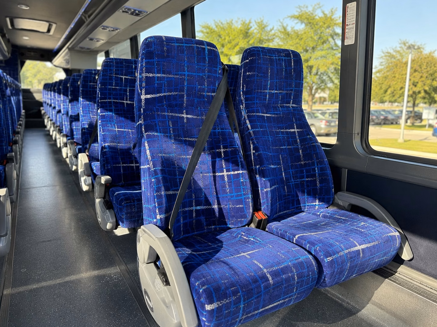 charter buses for large lauderhill prom groups traveling together
