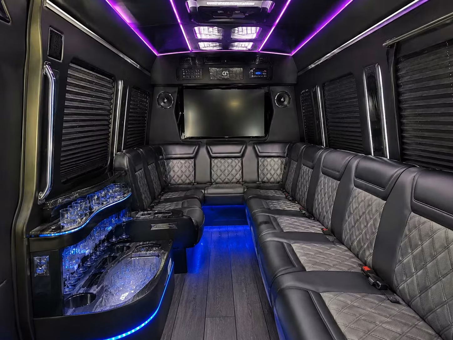 lauderhill corporate event transportation for team building company outings